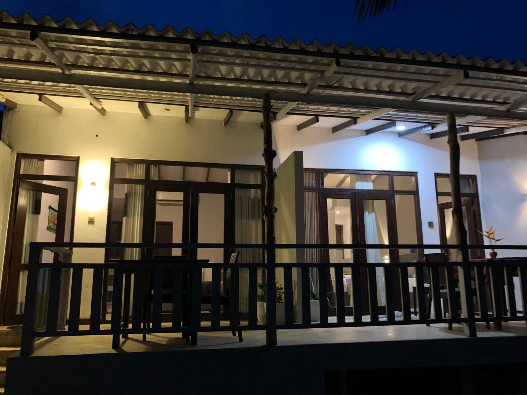 דירות Habaraduwa Central Mandy House מראה חיצוני תמונה